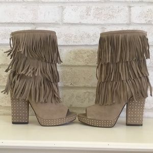 Enzo Angiolini Fringe Peep toe Boots size 8